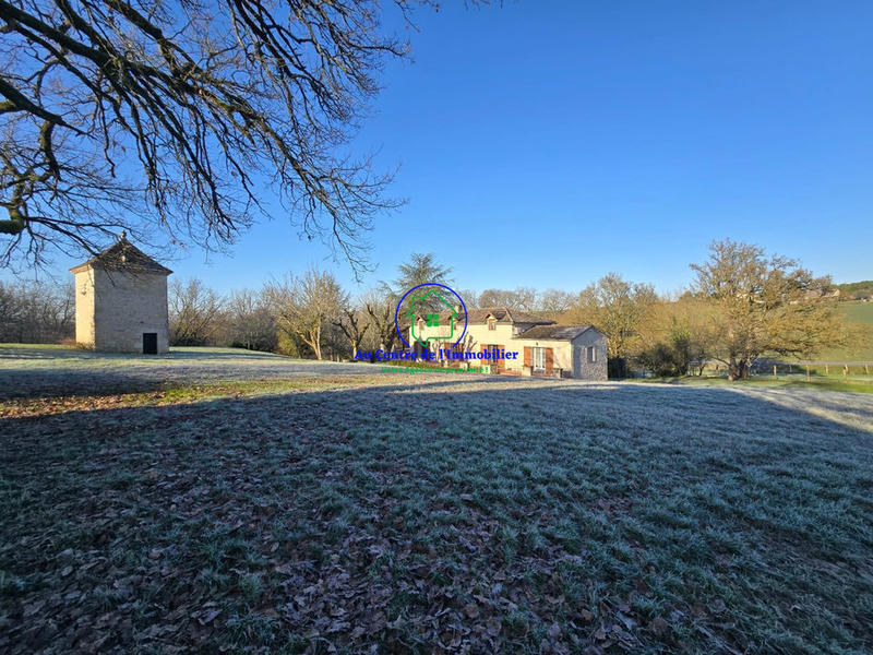 Propriété - 230 m² - 8 pièces