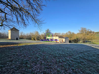 Propriété - 230 m² - 8 pièces