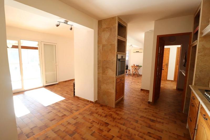 Maison - 180 m² - 6 pièces