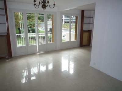 Appartement - 77 m² - 3 pièces