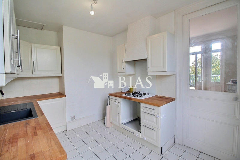 Appartement - 76 m² - 3 pièces