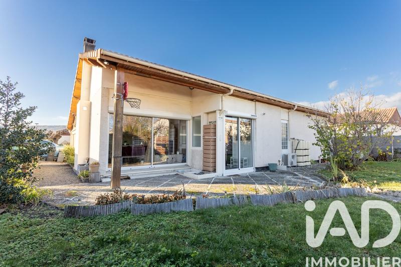 Maison - 98 m² - 4 pièces