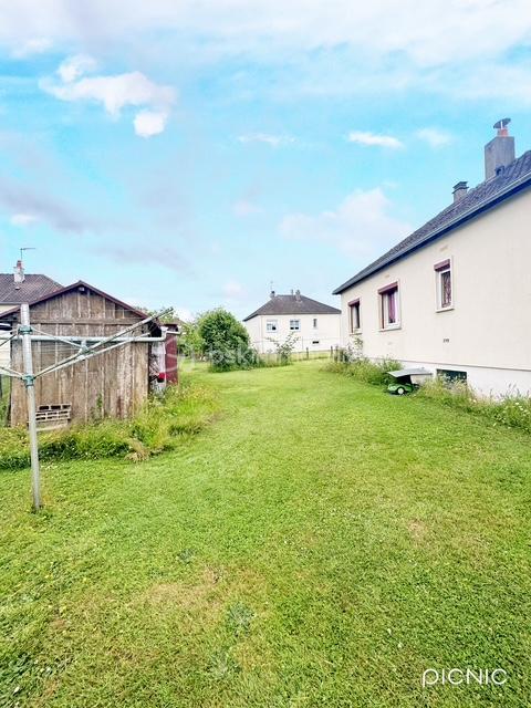 Maison traditionnelle - 85 m² - 4 pièces