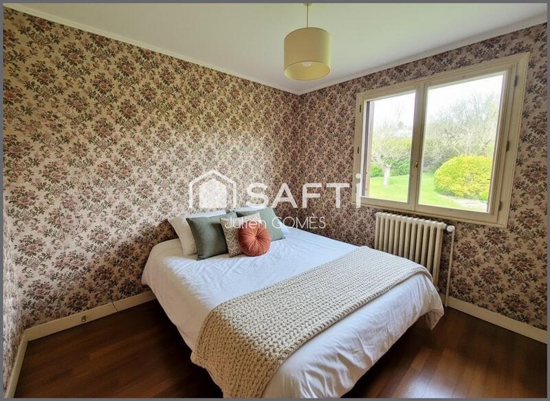 Maison - 137 m² - 8 pièces