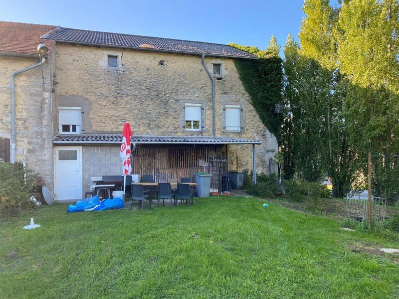 Local commercial - 300 m² - 6 pièces