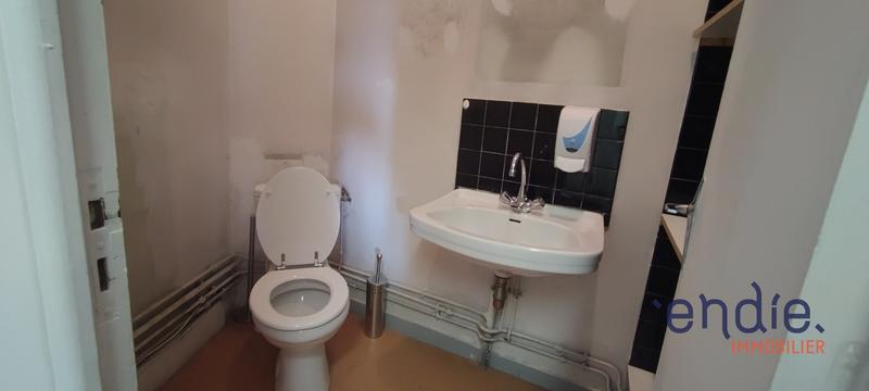 Immeuble mixte - 240 m² - 3 pièces