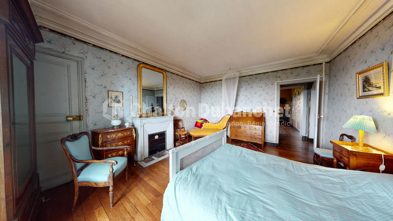 Maison - 466 m² - 17 pièces