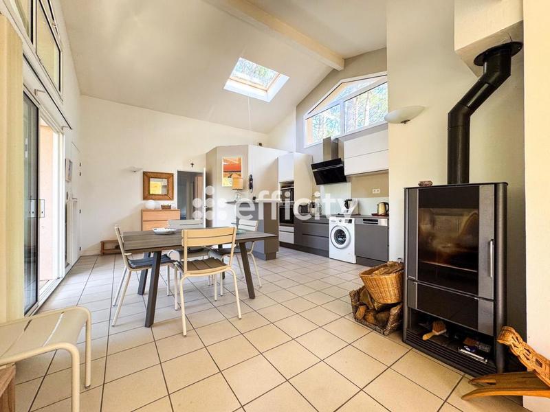 Villa - 160 m² - 5 pièces