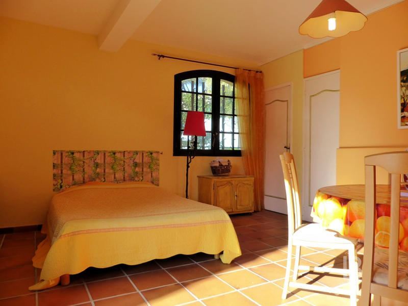 Maison - 222 m² - 8 pièces