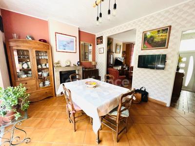 Maison - 114 m² - 6 pièces