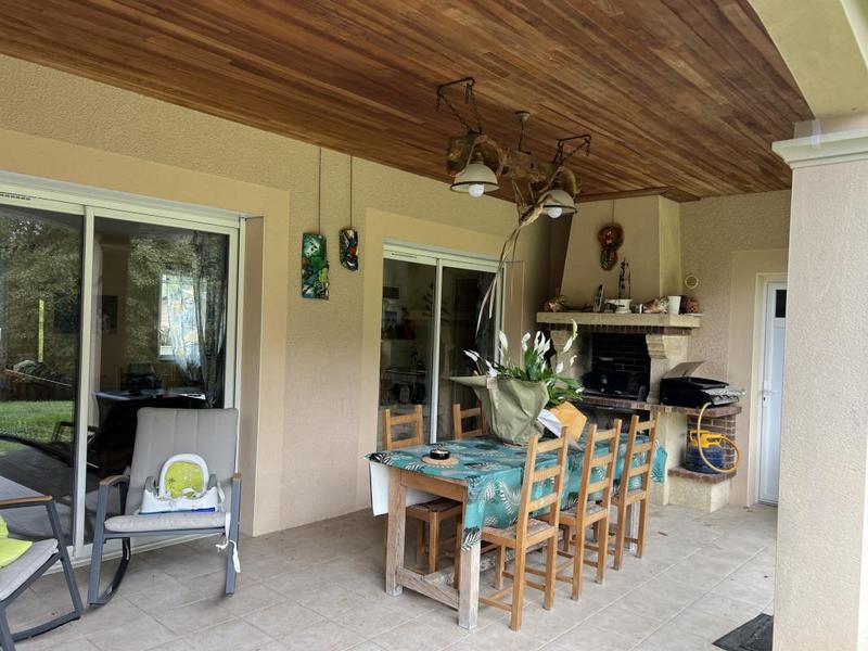 Propriété - 140 m² - 7 pièces