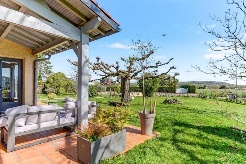 Maison traditionnelle - 110 m² - 4 pièces