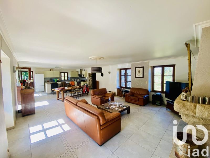 Maison - 301 m² - 11 pièces