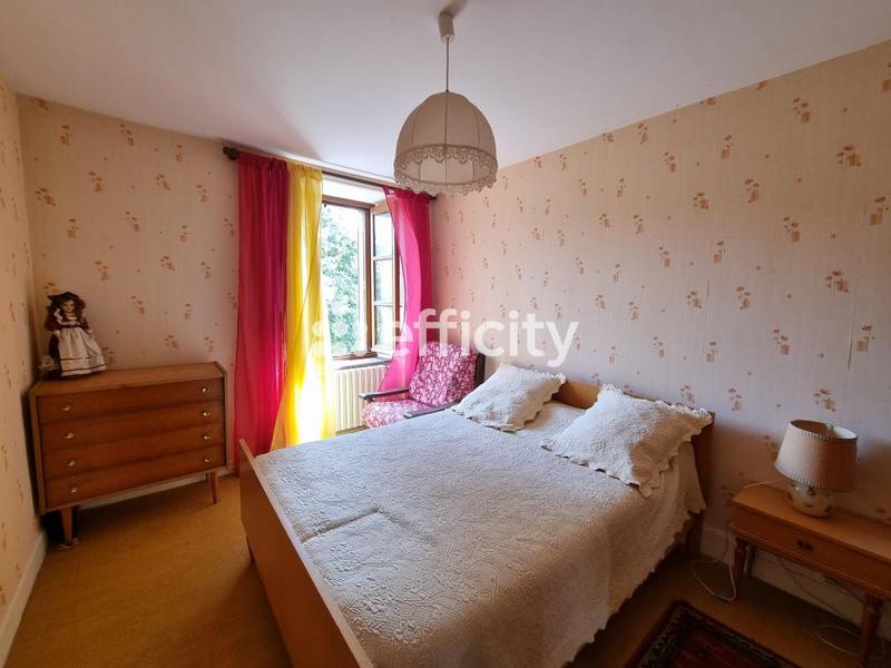 Maison - 133 m² - 8 pièces