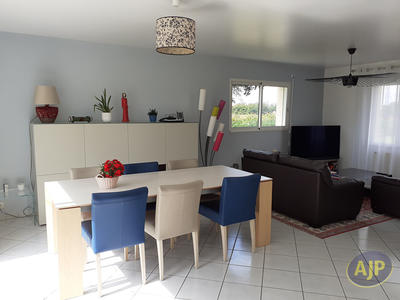 Maison - 101 m² - 5 pièces