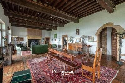 Maison en pierre - 262 m² - 6 pièces