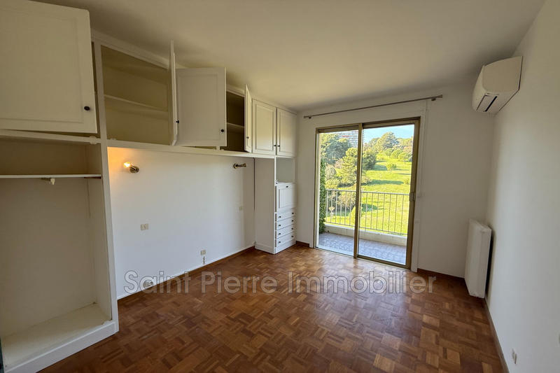 Appartement - 92 m² - 4 pièces