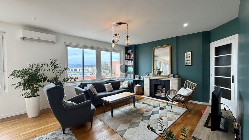 Appartement - 117 m² - 5 pièces