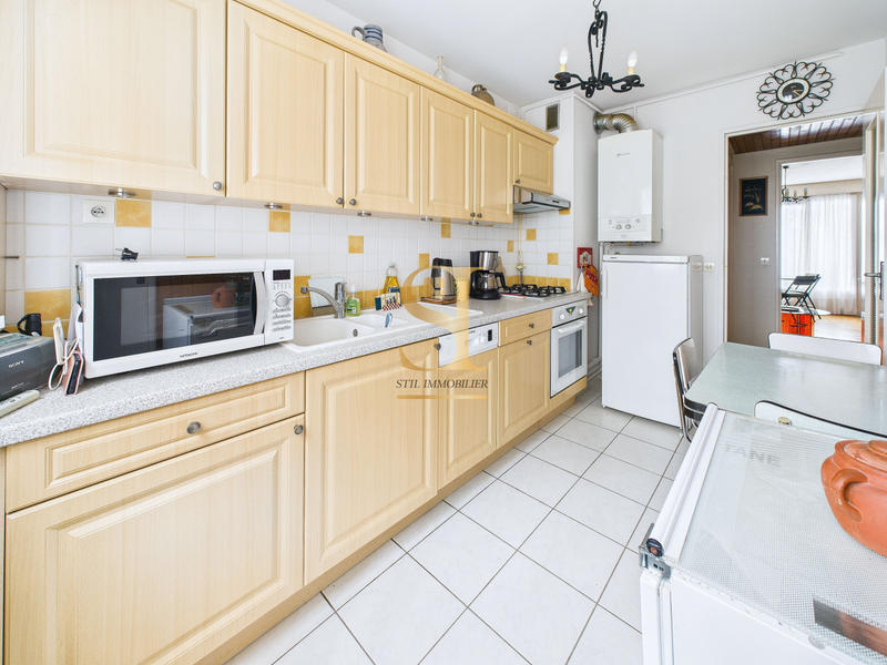 Appartement - 92 m² - 5 pièces