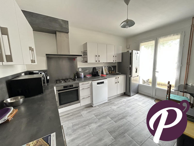 Maison - 178 m² - 6 pièces