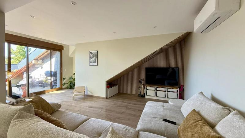 Duplex - 136 m² - 5 pièces