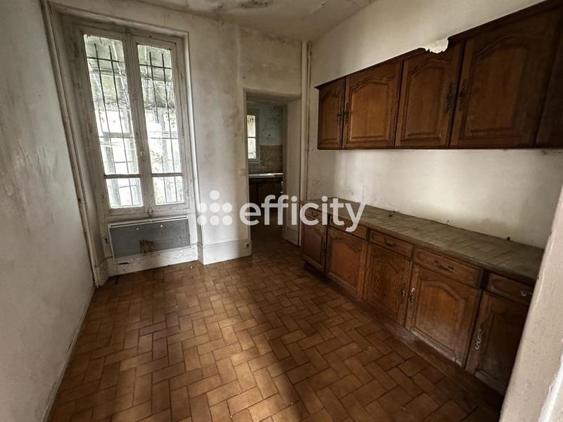 Maison bourgeoise - 140 m² - 6 pièces