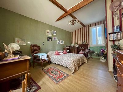 Maison - 123 m² - 5 pièces