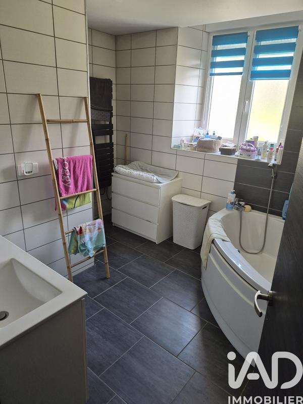 Maison - 211 m² - 6 pièces