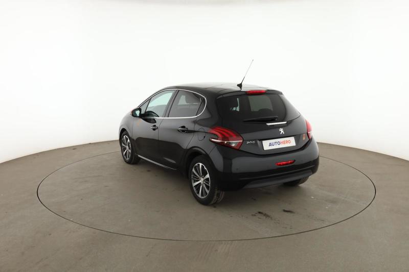 Peugeot 208 1.2 PureTech Roland Garros 5p 110 ch