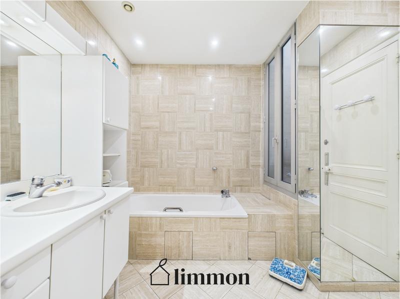 Appartement - 180 m² - 6 pièces