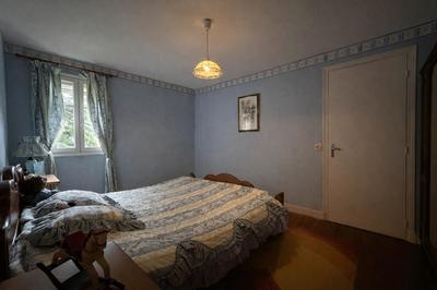 Maison - 268 m² - 8 pièces