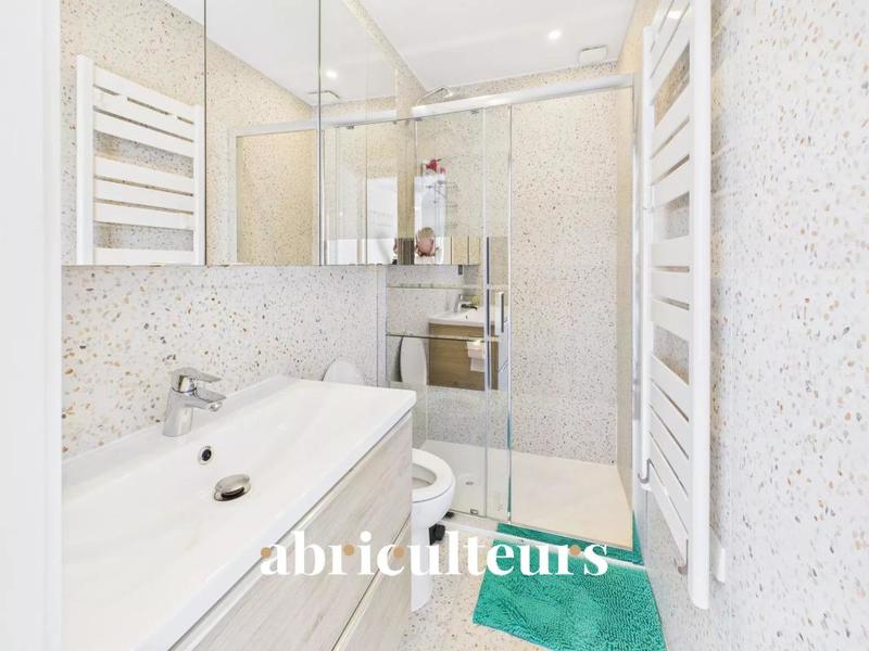 Penthouse - 78 m² - 3 pièces