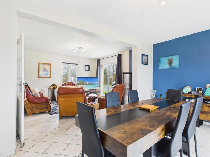 Maison - 104 m² - 5 pièces