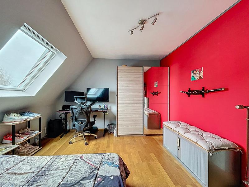 Maison - 98 m² - 5 pièces