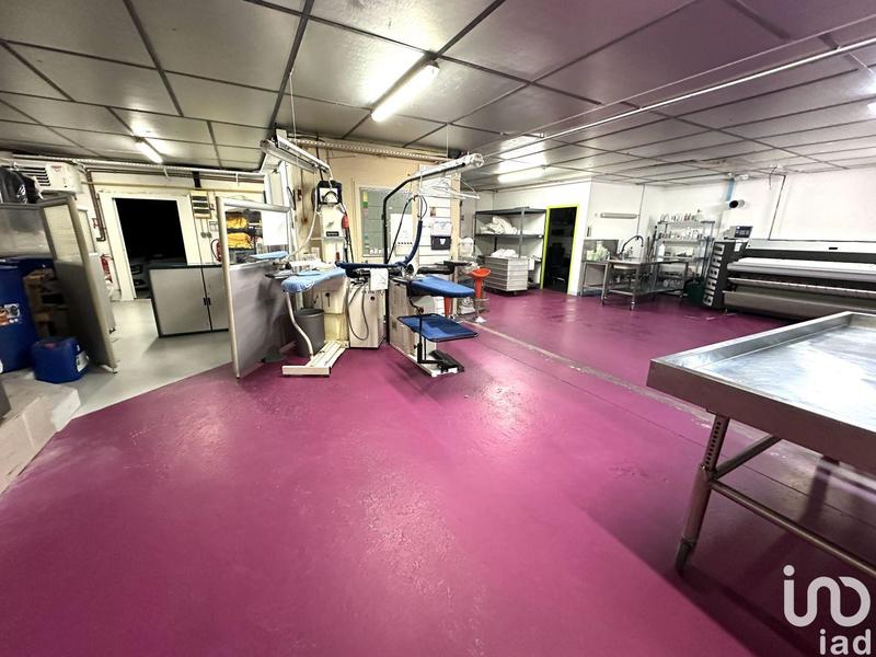 Local commercial - 200 m²