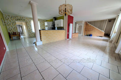 Appartement - 108 m² - 5 pièces