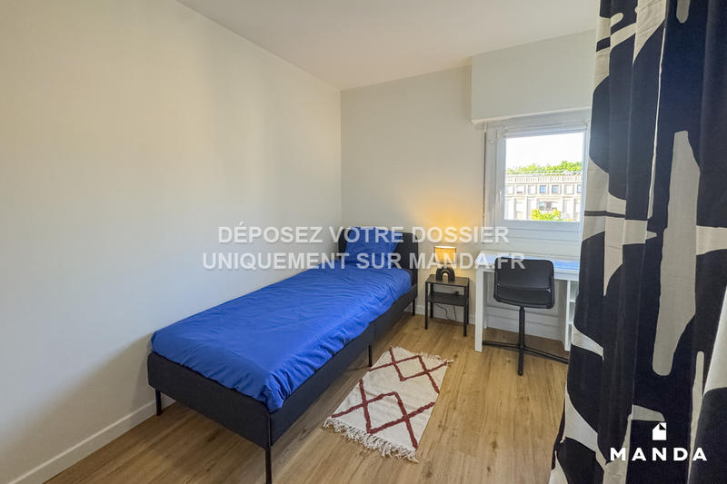 Chambre - 9 m² - 6 pièces