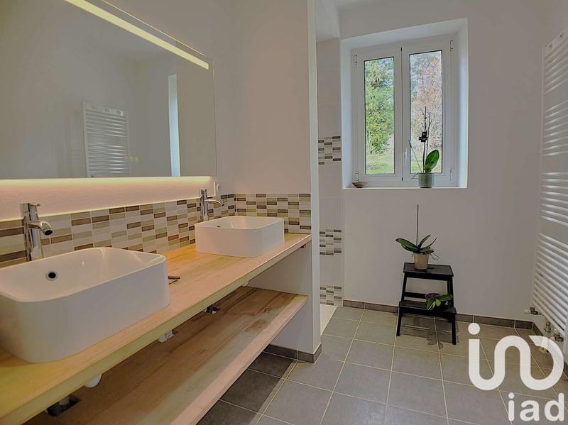 Maison - 175 m² - 8 pièces