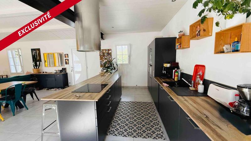 Maison traditionnelle - 123 m² - 4 pièces