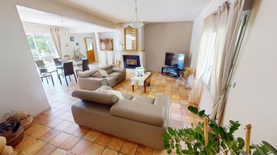 Maison - 188 m² - 7 pièces