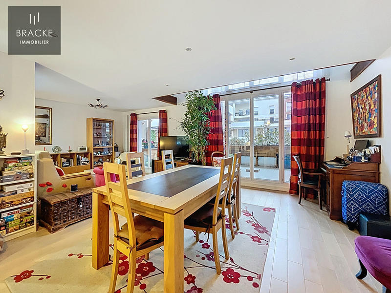 Appartement - 114 m² - 6 pièces