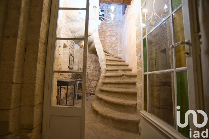 Maison - 263 m² - 10 pièces