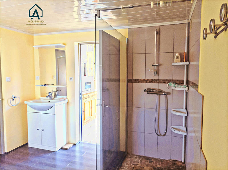 Maison - 92 m² - 5 pièces