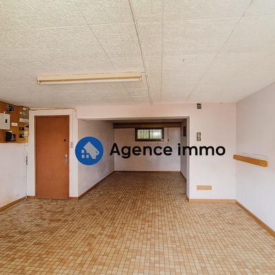 Maison - 82 m² - 5 pièces