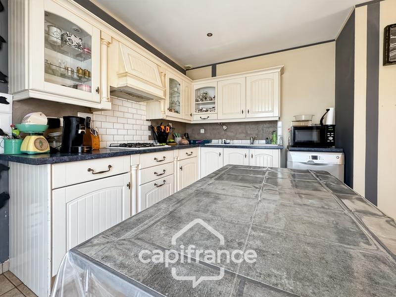 Maison - 101 m² - 5 pièces