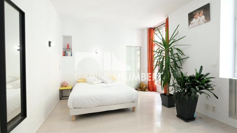 Appartement - 172 m² - 6 pièces