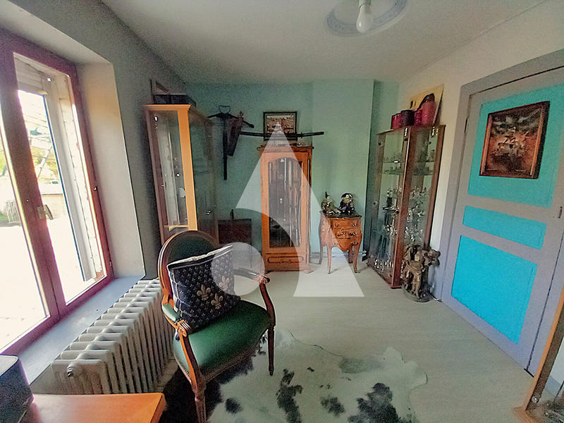 Maison - 130 m² - 10 pièces