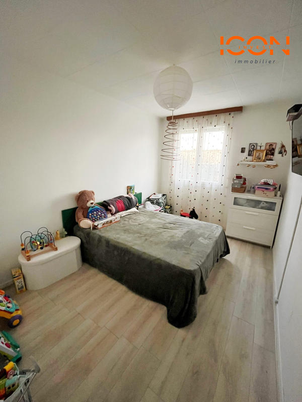 Appartement - 64 m² - 4 pièces