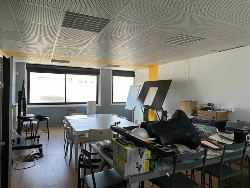 Maison - 372 m² - 12 pièces