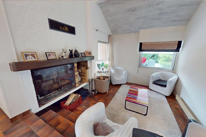 Maison - 300 m² - 11 pièces